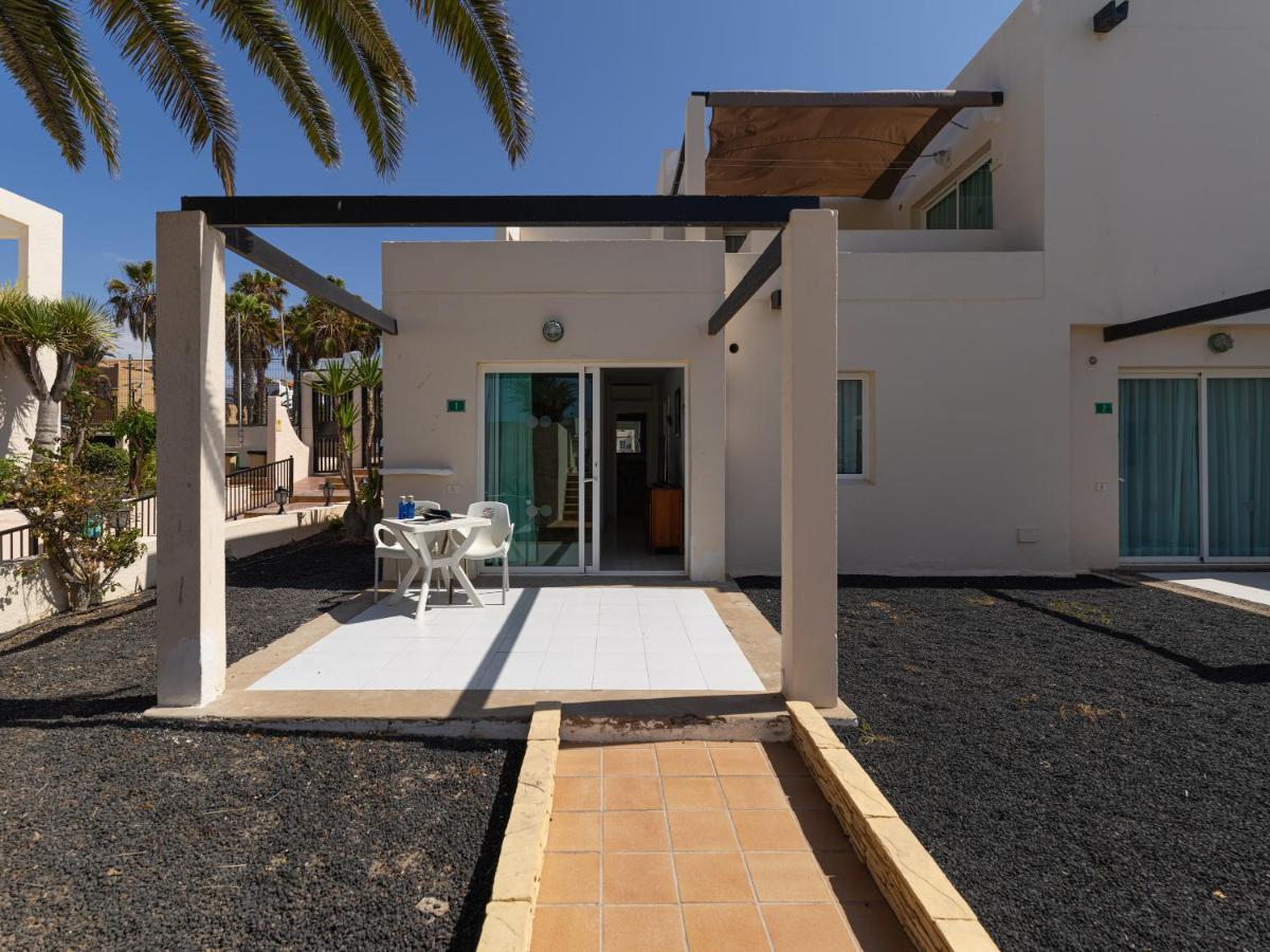 Homeforguest Apartamento 15 Con Terraza Y Piscina En Corralejo Zewnętrze zdjęcie