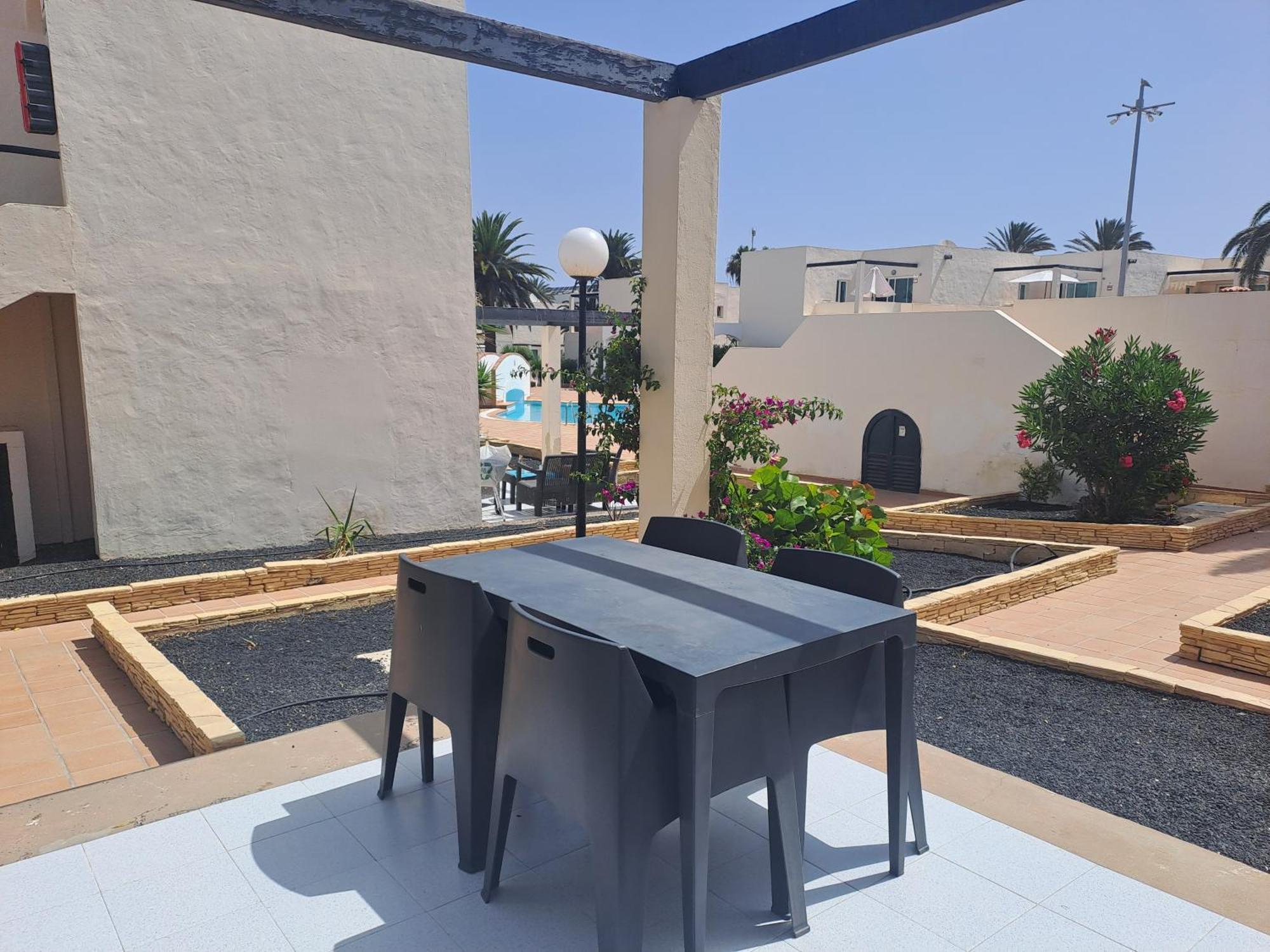 Homeforguest Apartamento 15 Con Terraza Y Piscina En Corralejo Zewnętrze zdjęcie